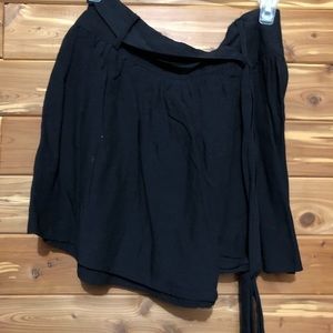 Black belted skater skirt with zip